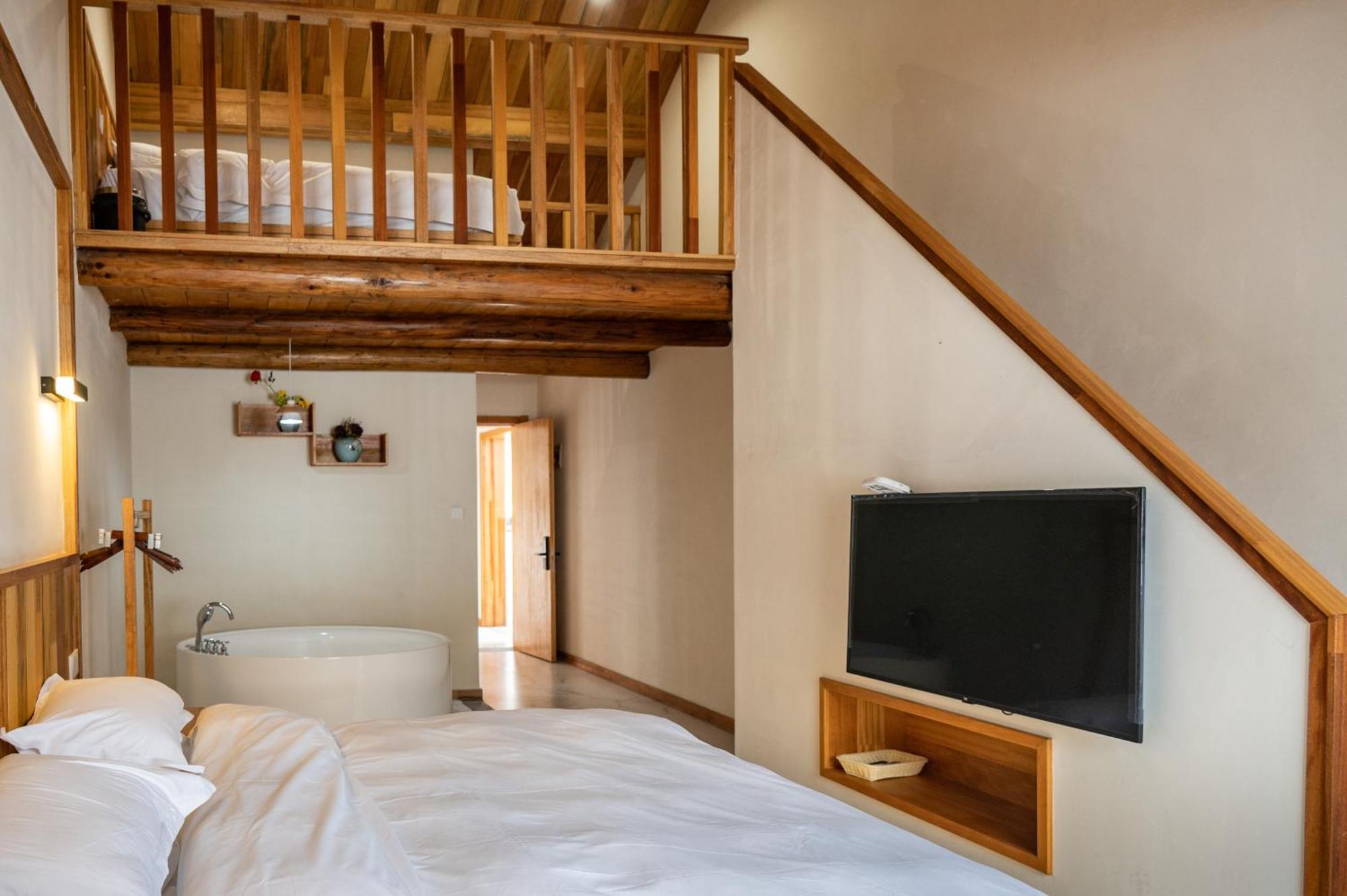 Tingjian Musu Private Soup Design Homestay - South Gate Of Wuzhen Xizha Scenic Area Tongxiang Luaran gambar